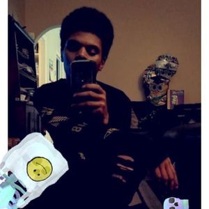 Meet your Posher, Camron